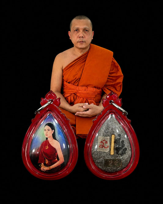 Locket Mae Charuwan With Gold Tarkut